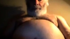 Hairy Horny Ny Daddy Bear Jerks Off On Webcam