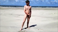 Exhibtionist Jerking At The Beach